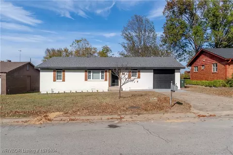 721 Cedar Ln, Fort Smith, AR 72908