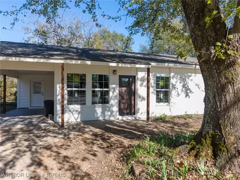 106 Blackfoot Cir, Greenwood, AR 72936