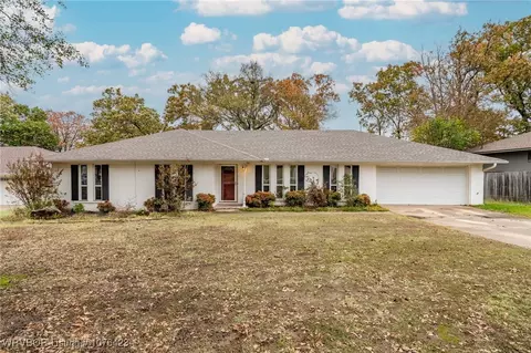 7719 Camelot Cir, Fort Smith, AR 72903