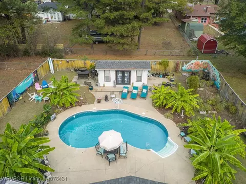 Exterior - 6419 Boston St, Fort Smith, AR 72903 photo 9 of 10
