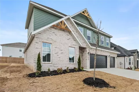 520 Apollo Dr, Centerton, AR 72719 photo 2