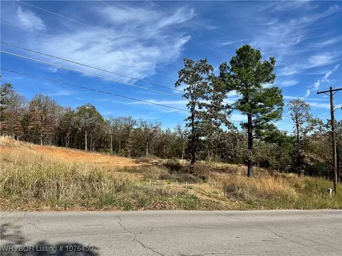 000 Coggins Ave, Poteau, OK 74953