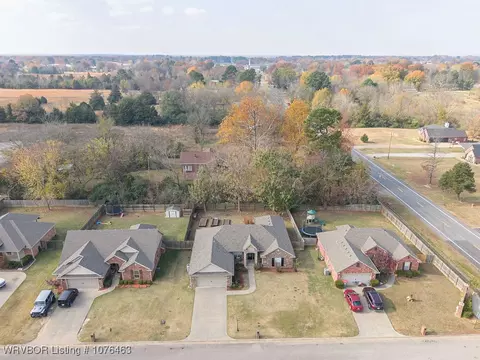 11 S 14th St, Lavaca, AR 72941 photo 3