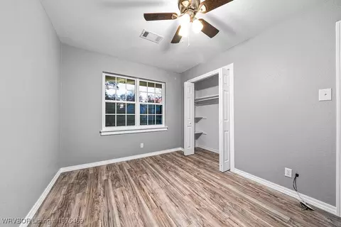 Bedroom - 1722 Tulsa St, Fort Smith, AR 72901 photo 1 of 5