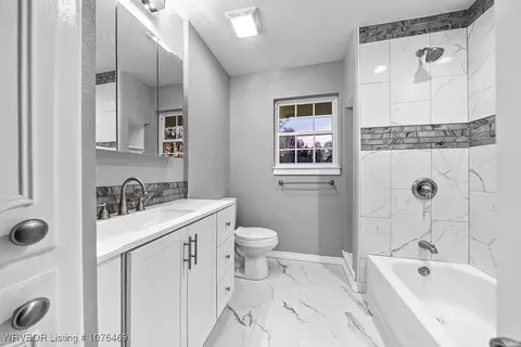 Bath - 1722 Tulsa St, Fort Smith, AR 72901 photo 1 of 2