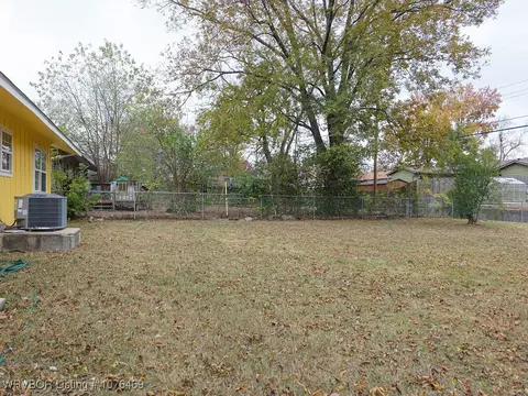 Exterior - 1722 Tulsa St, Fort Smith, AR 72901 photo 4 of 6
