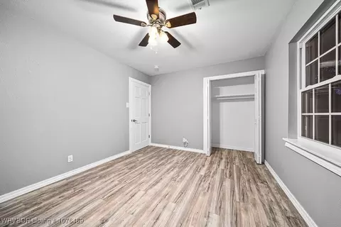 Bedroom - 1722 Tulsa St, Fort Smith, AR 72901 photo 5 of 5