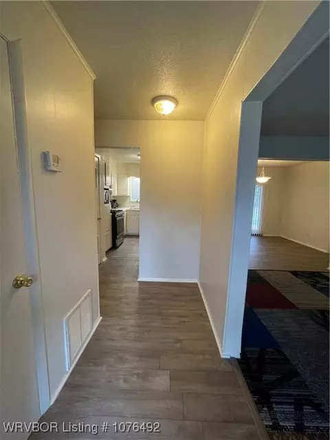Entry Way - 8206 Colony Ln, Fort Smith, AR 72908 photo 1 of 2