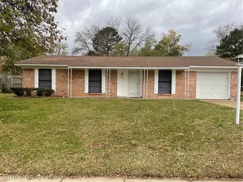 Exterior - 8206 Colony Ln, Fort Smith, AR 72908 photo 4 of 6