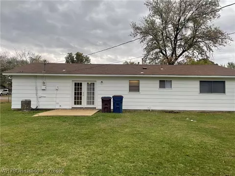 Exterior - 8206 Colony Ln, Fort Smith, AR 72908 photo 6 of 6