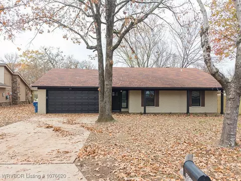 8510 Meadow Dr, Fort Smith, AR 72908 photo 2