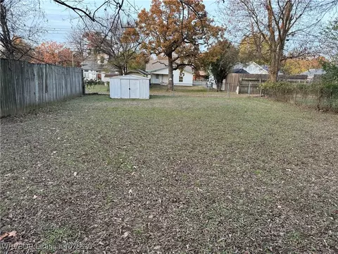 Exterior - 1705 S W St, Fort Smith, AR 72901 photo 4 of 4