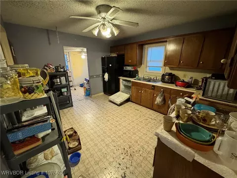 Kitchen - 1705 S W St, Fort Smith, AR 72901 photo 1 of 2