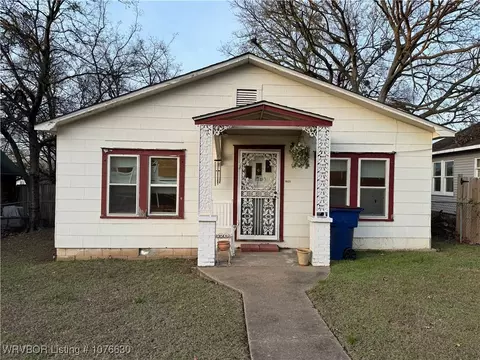 1705 S W St, Fort Smith, AR 72901