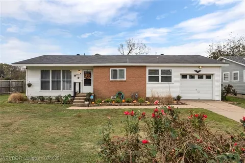 3706 Hon Ave, Fort Smith, AR 72903