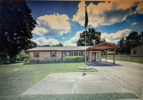 109 E Nashville St, Greenwood, AR 72936