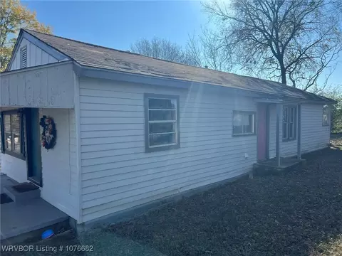 Exterior - 1205 Main St, Ozark, AR 72949 photo 3 of 3