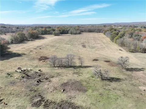 0100 County N4662 Rd, Gans, OK 74936
