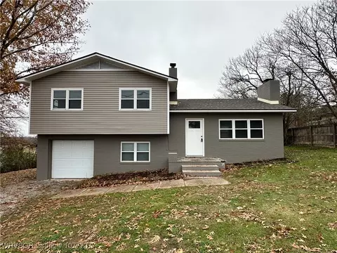 3223 N Highway 59, Van Buren, AR 72956