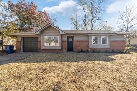 8311 Colony Ln, Fort Smith, AR 72908