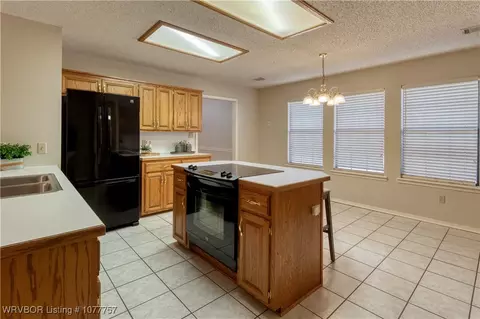 Kitchen - 9501 Bridgeford Rd, Fort Smith, AR 72908 photo 5 of 5