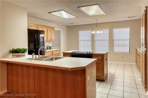 Kitchen - 9501 Bridgeford Rd, Fort Smith, AR 72908 photo 1 of 5