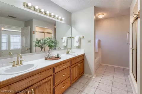 Bath - 9501 Bridgeford Rd, Fort Smith, AR 72908 photo 1 of 3