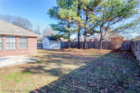 Exterior - 9501 Bridgeford Rd, Fort Smith, AR 72908 photo 6 of 8