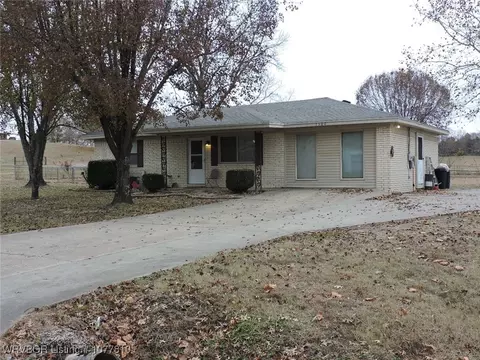 Exterior - 1302 Bugscuffle Rd, Lavaca, AR 72941 photo 11 of 12
