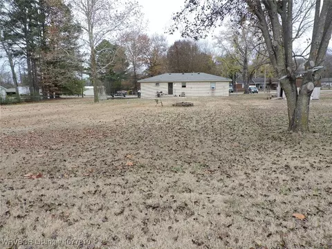 Exterior - 1302 Bugscuffle Rd, Lavaca, AR 72941 photo 5 of 12