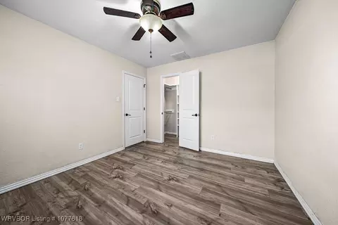 Bedroom - 3410 S 33rd Cir, Fort Smith, AR 72903 photo 6 of 7