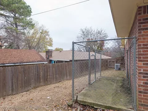 Exterior - 3410 S 33rd Cir, Fort Smith, AR 72903 photo 10 of 11
