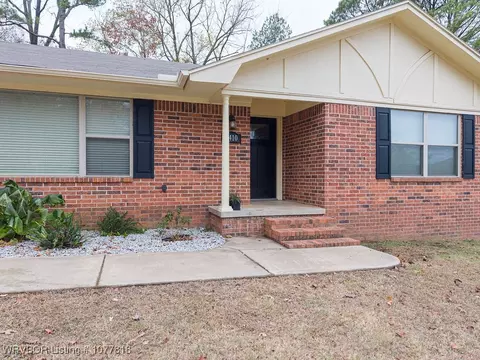 Exterior - 3410 S 33rd Cir, Fort Smith, AR 72903 photo 3 of 11