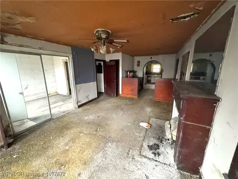 Living - 3643 Wilma Ave, Fort Smith, AR 72904 photo 2 of 2