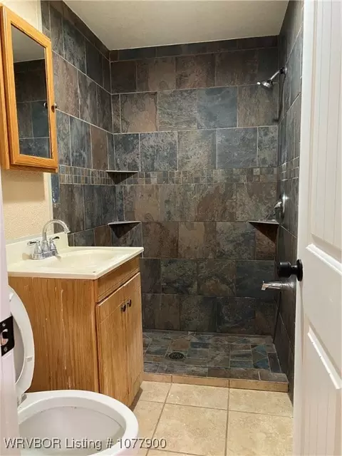 Bath - 5220 Wilson Rd, Fort Smith, AR 72904 photo 2 of 2
