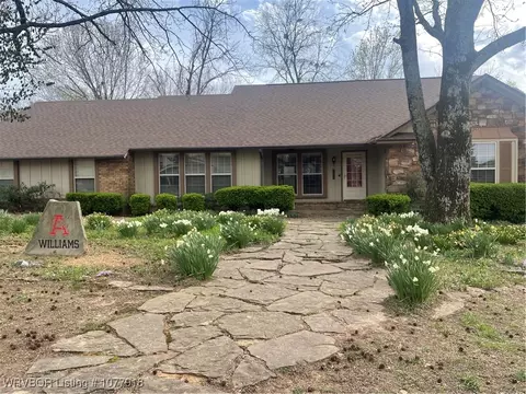 Exterior - 3100 Royal Scots Way, Fort Smith, AR 72908 photo 3 of 9