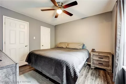 Bedroom - 201 W Houston St, Lavaca, AR 72941 photo 2 of 3