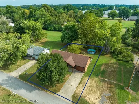 View/Area - 201 W Houston St, Lavaca, AR 72941 photo 1 of 2