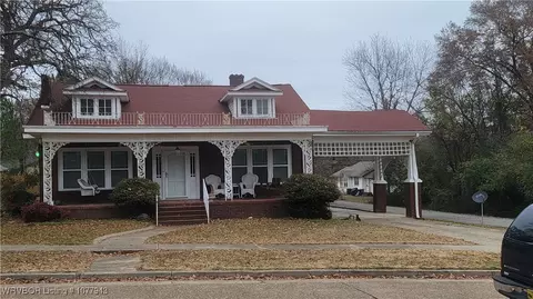 1621 Elm St, Van Buren, AR 72956