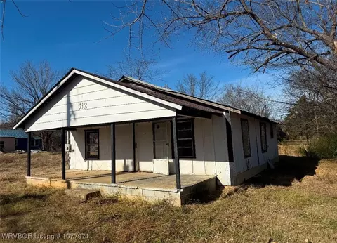612 W Howard St, Mansfield, AR 72944 photo 2
