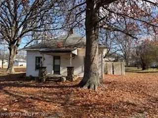 216 Greenwood St, Charleston, AR 72933