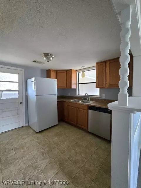Kitchen - 903 Main St, Paris, AR 72855 photo 2 of 2