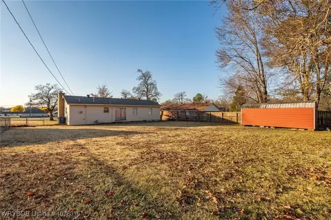 Exterior - 5115 S 33rd St, Fort Smith, AR 72903 photo 3 of 6