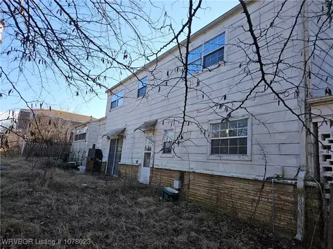 308 E Main St, Hartford, AR 72938 photo 3
