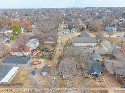 1515 Bluff Ave, Fort Smith, AR 72901 photo 4