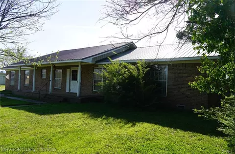 701 N Kentucky, Panama, OK 74951
