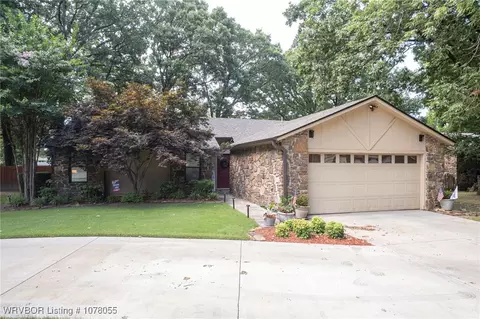 3237 Edinburgh Dr, Fort Smith, AR 72908