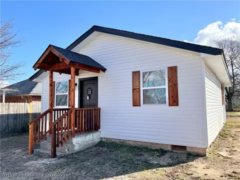 3016 Irving St, Fort Smith, AR 72904 photo 2