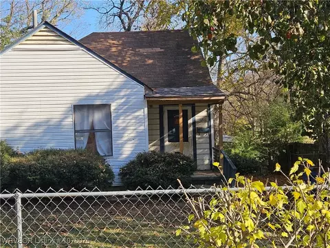 1216 N 45th St, Fort Smith, AR 72904