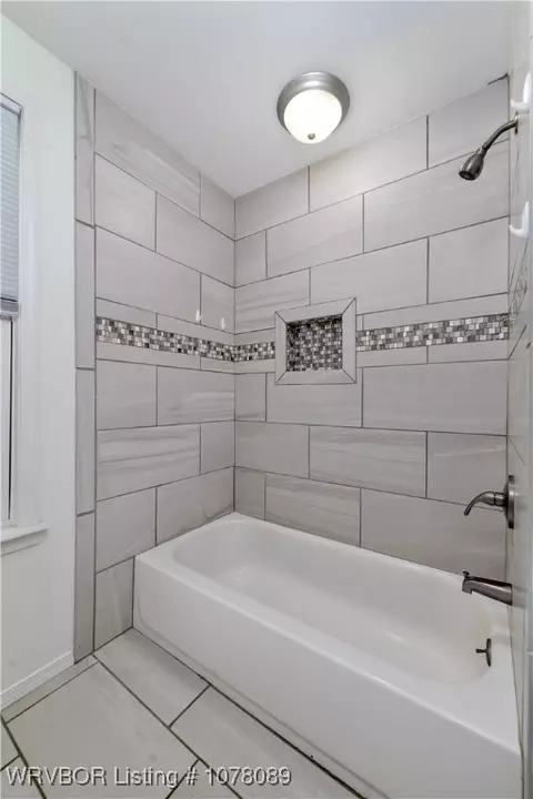 Bath - 3523 N 31 St, Fort Smith, AR 72904 photo 3 of 4